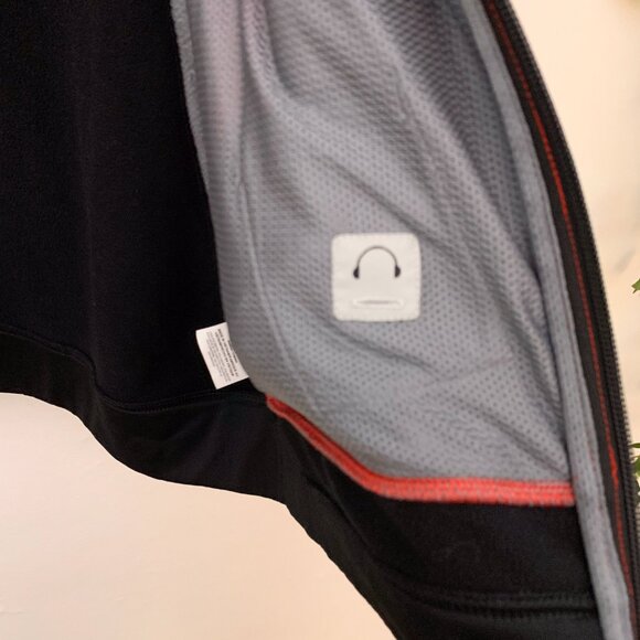 Nike Thermafit Red Black Hoodie Jacket Size XL - Picture 4 of 6